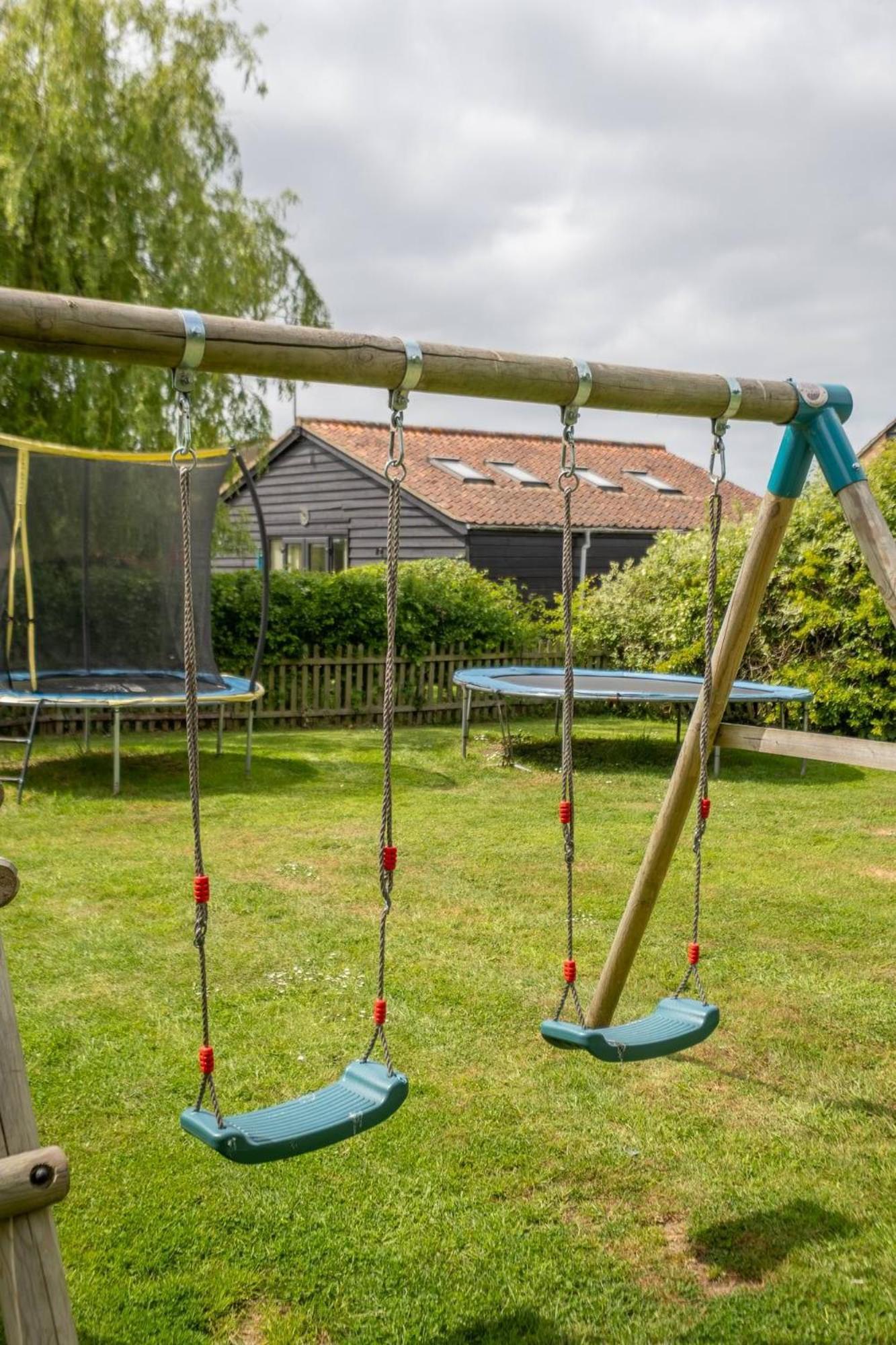 East Green Farm Cottages - The Granary Saxmundham Dış mekan fotoğraf