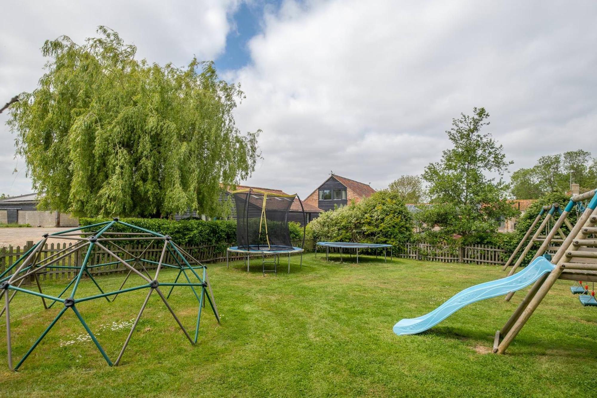 East Green Farm Cottages - The Granary Saxmundham Dış mekan fotoğraf